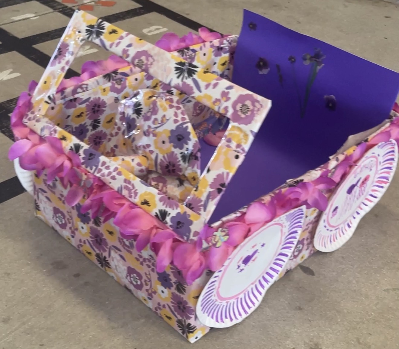 Build the Block floral cardboard car entry